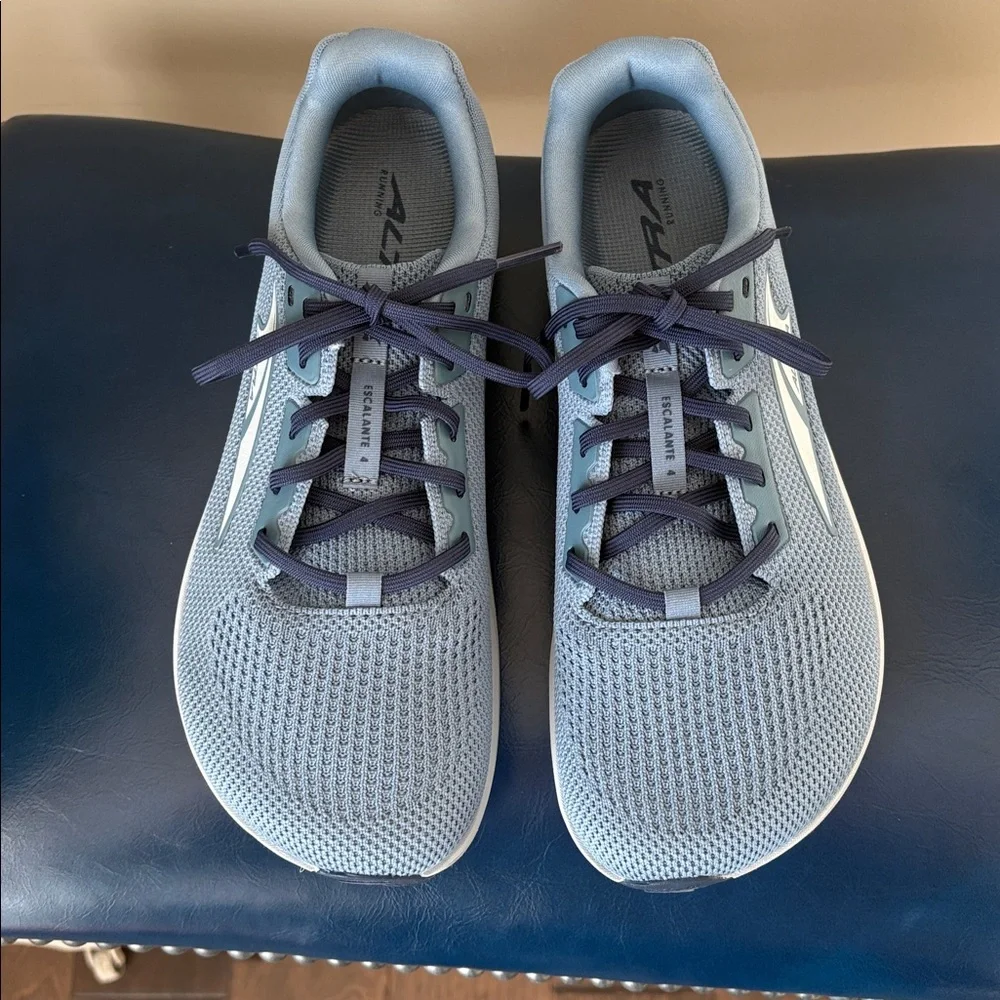 Altra Escalante 4, Women’s 8.5 - Picture 2 of 12